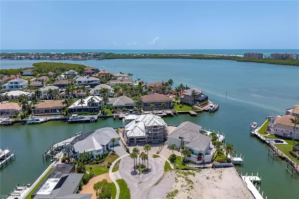 Marco Island, FL 34145,810 Elm CT