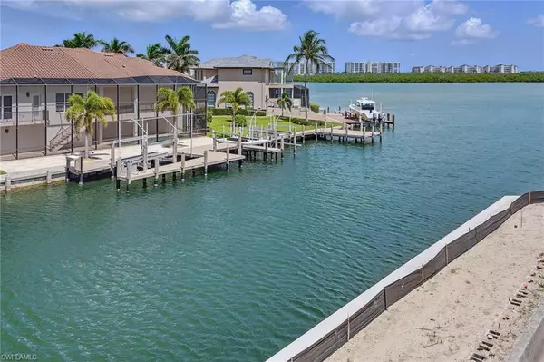 Marco Island, FL 34145,810 Elm CT