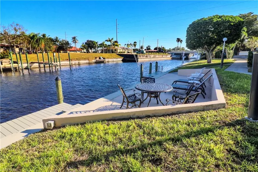 4000 Coronado PKY #203, Cape Coral, FL 33904