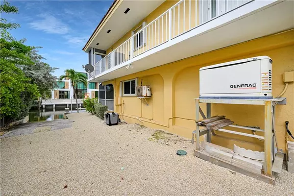 Islamorada, FL 33036,178 Gulfview DR