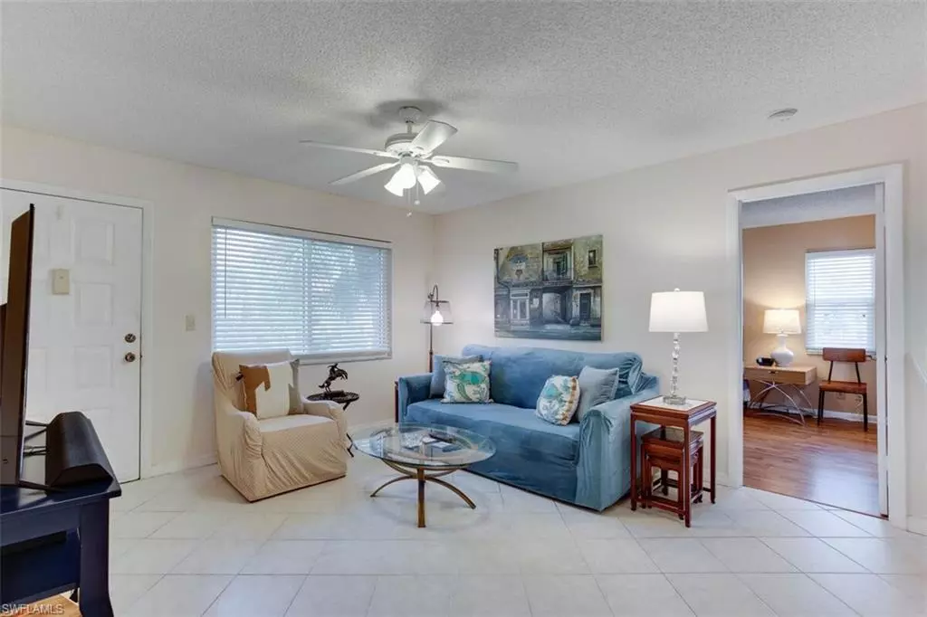 Naples, FL 34116,4309 27th CT SW #202