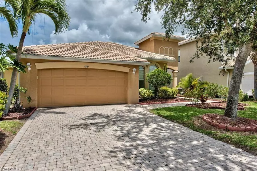 8310 Laurel Lakes WAY, Naples, FL 34119