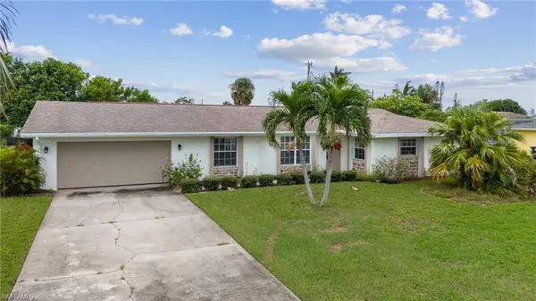 Cape Coral, FL 33904,208 SE 43rd TER