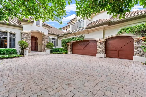 Naples, FL 34102,2560 W Half Moon WALK