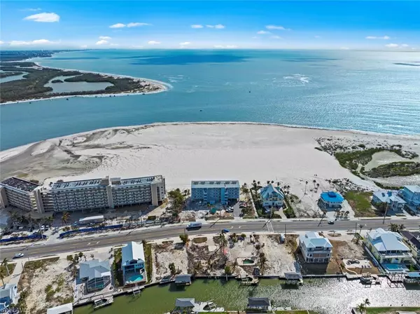 Fort Myers Beach, FL 33931,8300 Estero BLVD #304