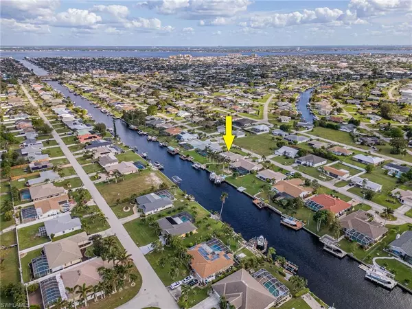 Cape Coral, FL 33904,1107 SE 36th TER