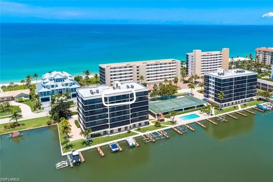 10420 Gulf Shore DR #162, Naples, FL 34108