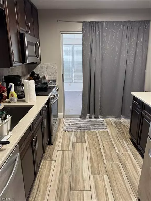 Lehigh Acres, FL 33936,7 Temple CT