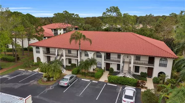 220 Deerwood CIR #7-7-2, Naples, FL 34113