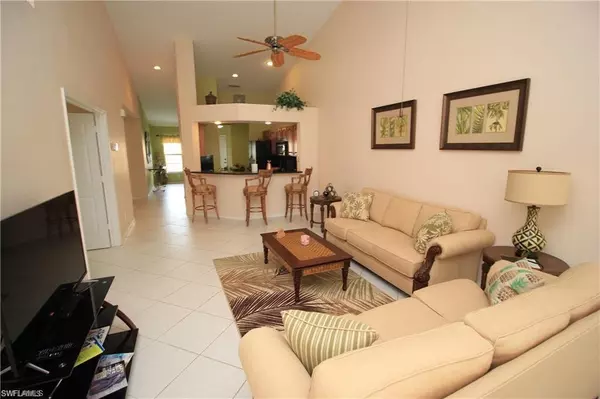 Naples, FL 34110,760 Wiggins Lake DR #206