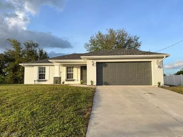 2806 35th ST SW, Lehigh Acres, FL 33976