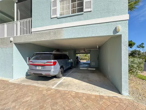 Fort Myers Beach, FL 33931,22724 Island Pines WAY #403