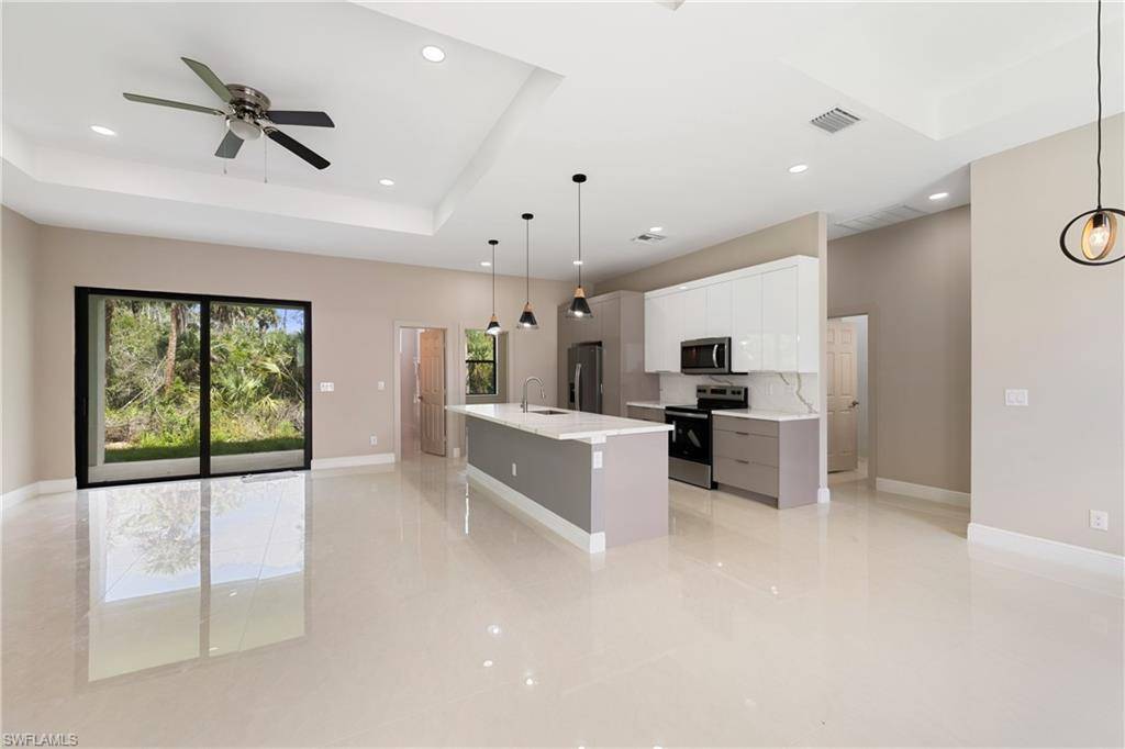Lehigh Acres, FL 33972,630 Loleta CT