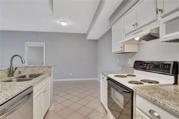 Naples, FL 34109,4620 Saint Croix LN #914