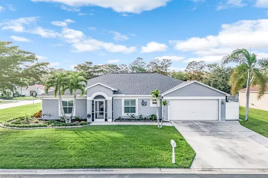 2673 Nature Pointe LOOP, Fort Myers, FL 33905