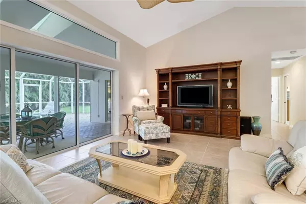 Naples, FL 34104,5549 Foxhunt WAY