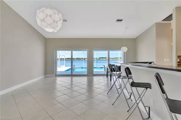 Naples, FL 34109,7415 Mill Pond CIR