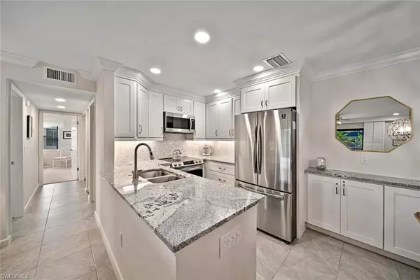 Sanibel, FL 33957,845 E Gulf DR #822