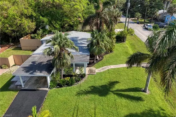 27747 Michigan ST, Bonita Springs, FL 34135