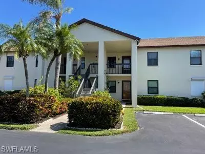 Fort Myers, FL 33919,9270 Lake Park DR #204