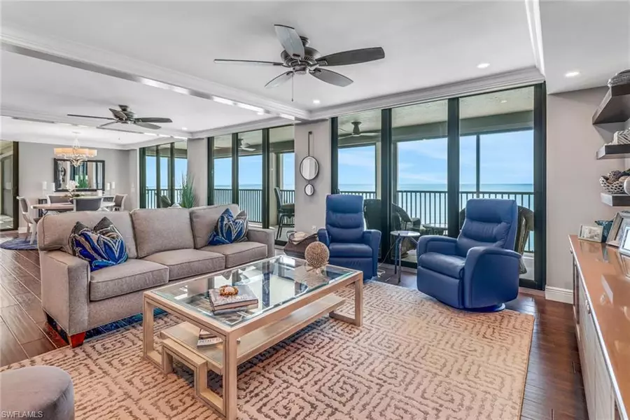 9715 Gulf Shore DR #701, Naples, FL 34108