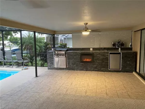 Cape Coral, FL 33904,5239 Wisteria CT