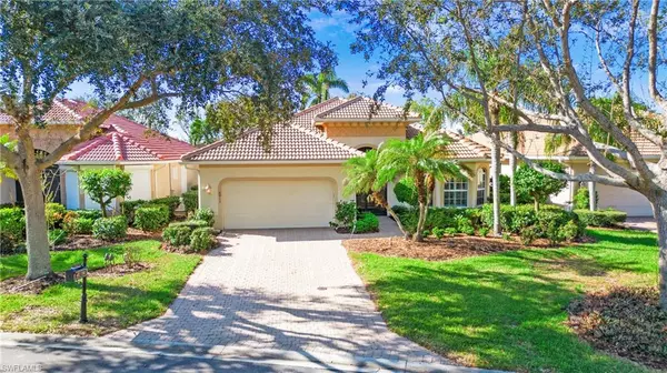 6813 Bent Grass DR, Naples, FL 34113