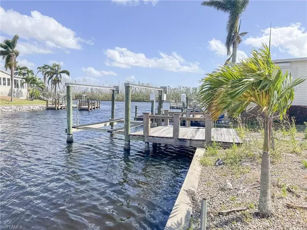 Fort Myers Beach, FL 33931,17721 Bryan CT