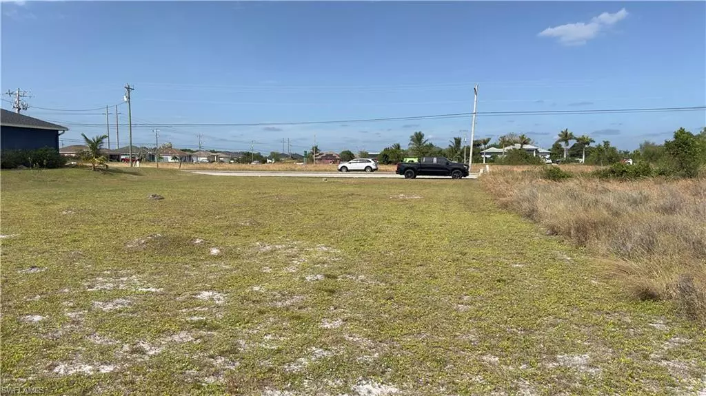 4303 23rd ST SW, Lehigh Acres, FL 33976