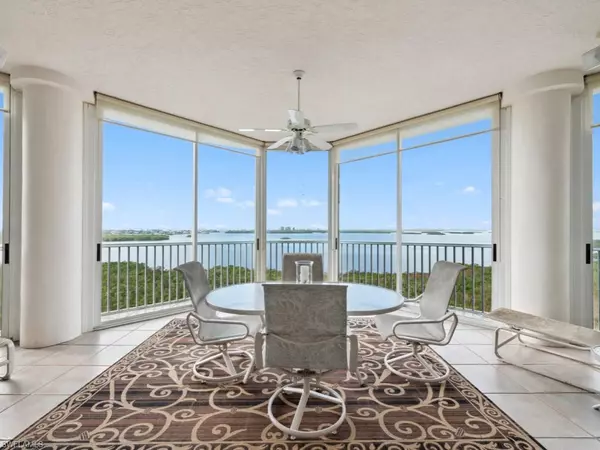 Bonita Springs, FL 34134,4811 Island Pond CT #1104