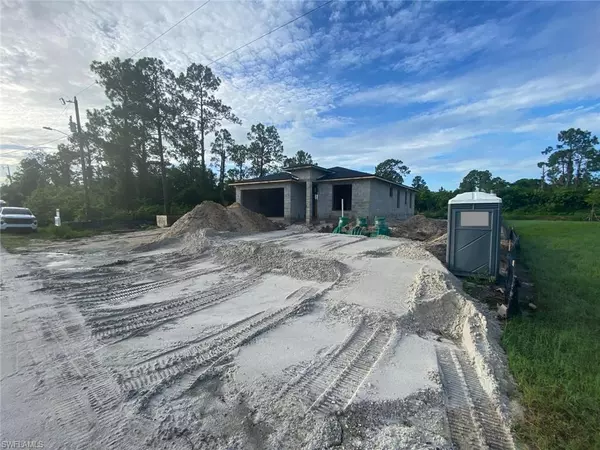 Lehigh Acres, FL 33974,133 Fox AVE S