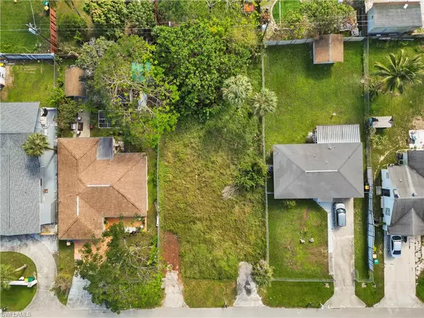 5238 Holland ST, Naples, FL 34113