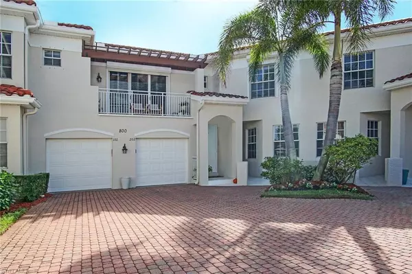 Naples, FL 34108,800 L Ambiance CIR #8-202