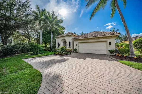 3299 Hyacinth DR, Naples, FL 34114