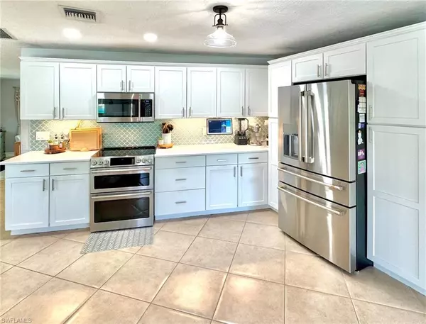 Naples, FL 34113,233 Pinehurst CIR