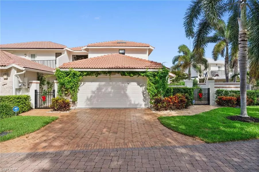 5908 Via Lugano, Naples, FL 34108