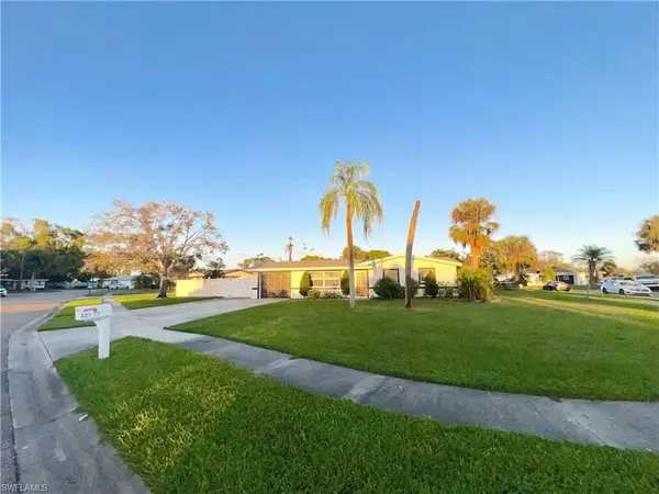 North Fort Myers, FL 33903,1960 Key CT