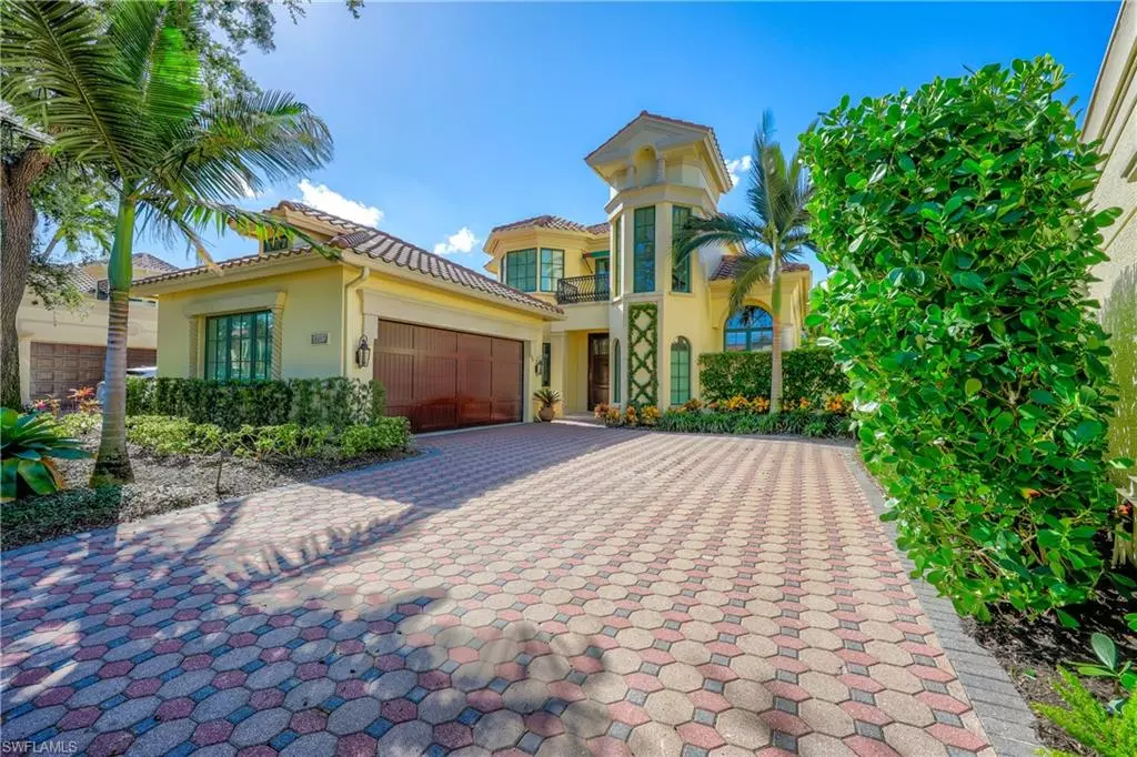 Naples, FL 34108,8057 Via Vecchia