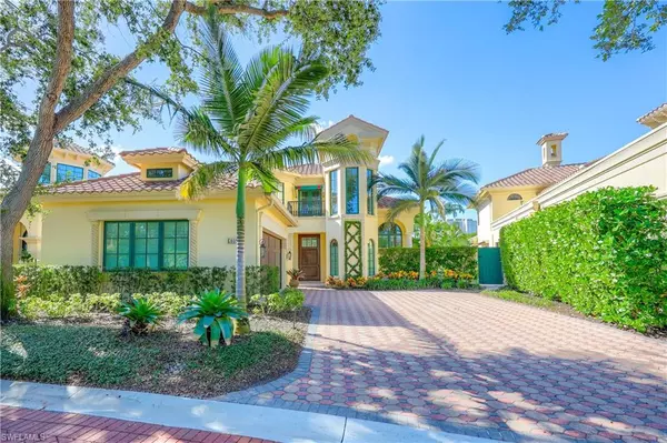 Naples, FL 34108,8057 Via Vecchia