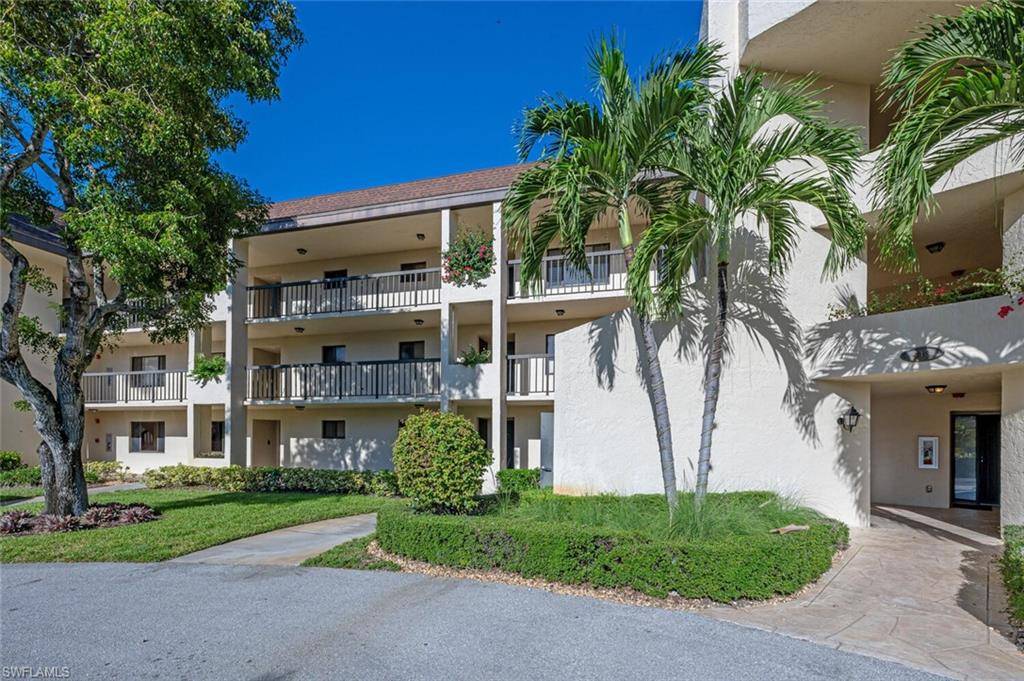 413 Augusta BLVD #305, Naples, FL 34113