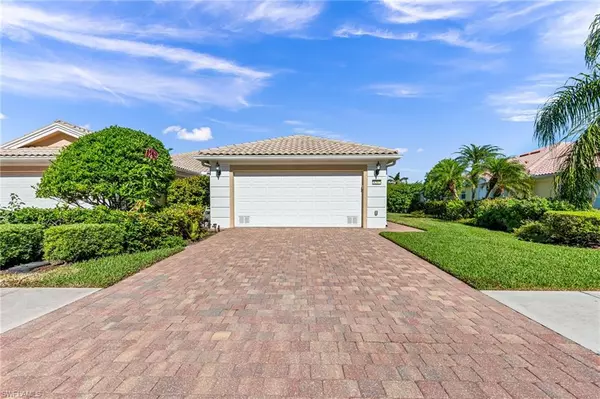 Naples, FL 34114,8267 Yasmina WAY