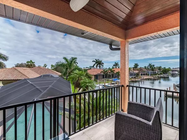 Marco Island, FL 34145,1601 Rainbow CT