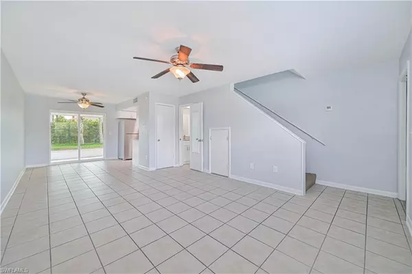 Fort Myers, FL 33908,16180 Dublin CIR #1-4