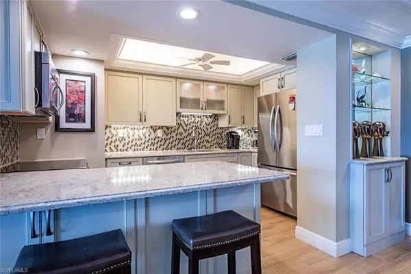 Naples, FL 34103,3443 Gulf Shore BLVD N #409