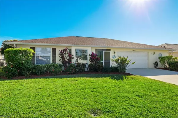 1926 SE 12th TER, Cape Coral, FL 33990