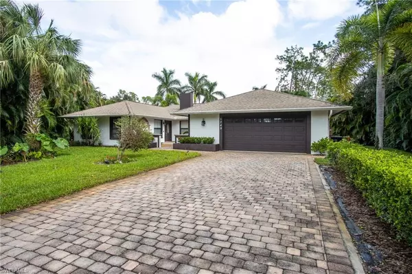 Naples, FL 34112,1749 Knights WAY