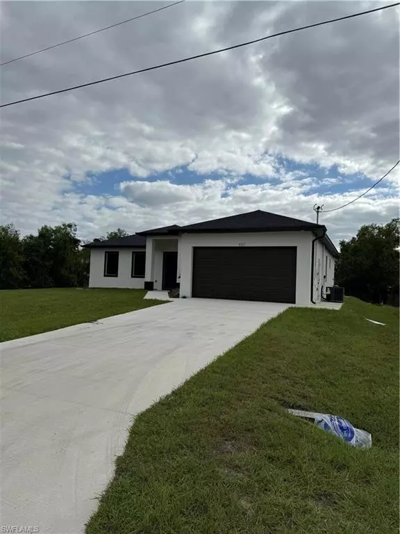 Lehigh Acres, FL 33976,3217 26th ST SW