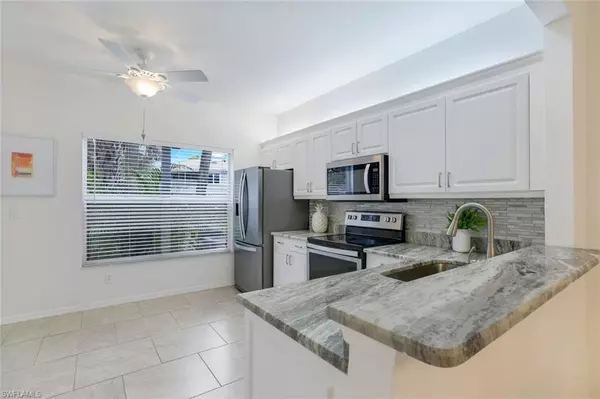 Naples, FL 34110,356 Emerald Bay CIR #P6