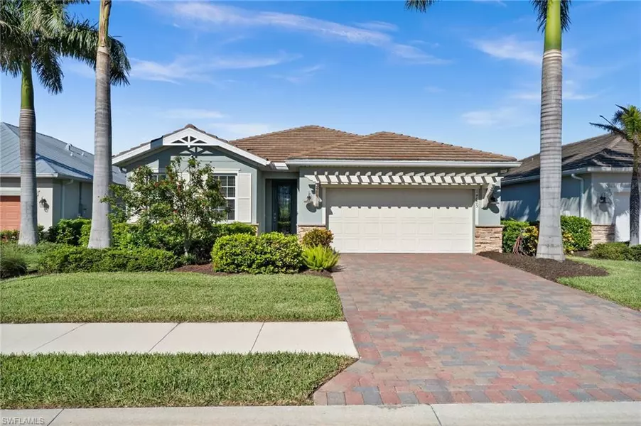 14605 Catamaran PL, Naples, FL 34114