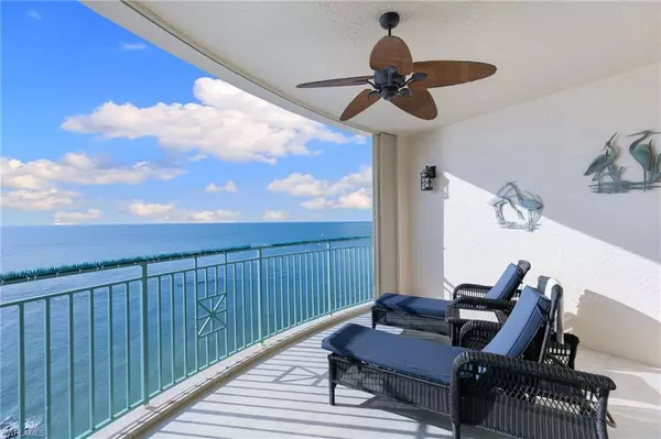 Marco Island, FL 34145,960 Cape Marco DR #1205